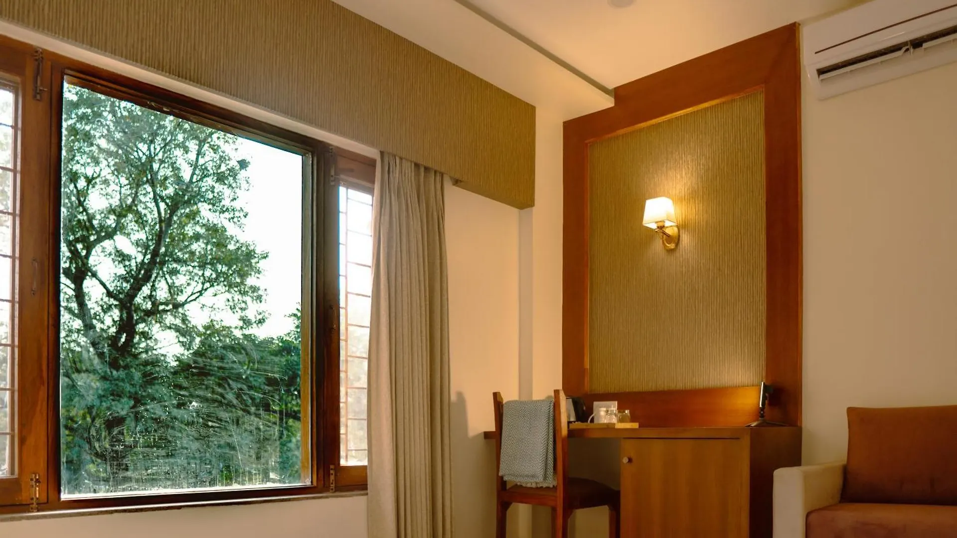 Hotel Ananda Kashi Varanasi