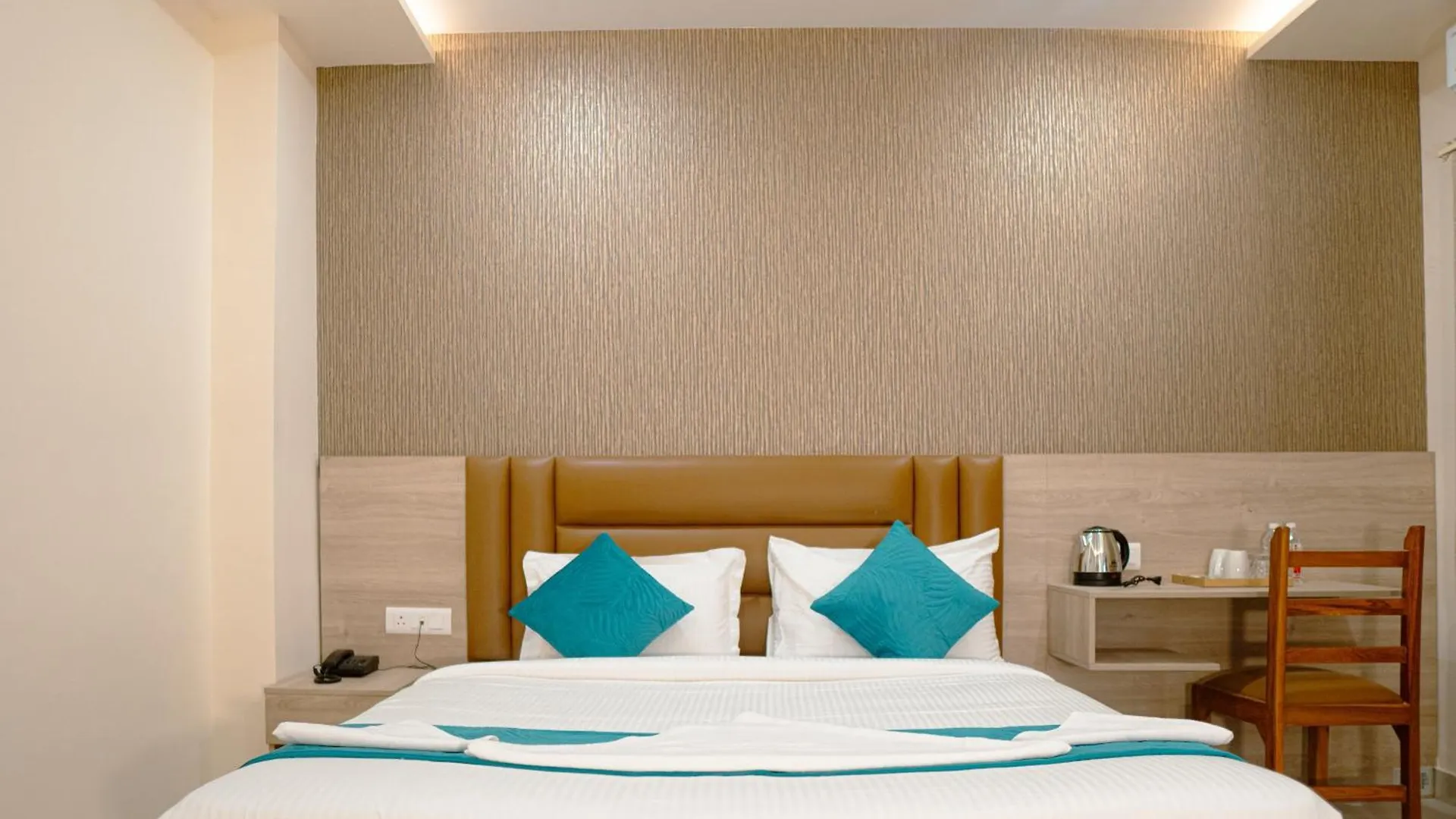 Hotel Ananda Kashi location