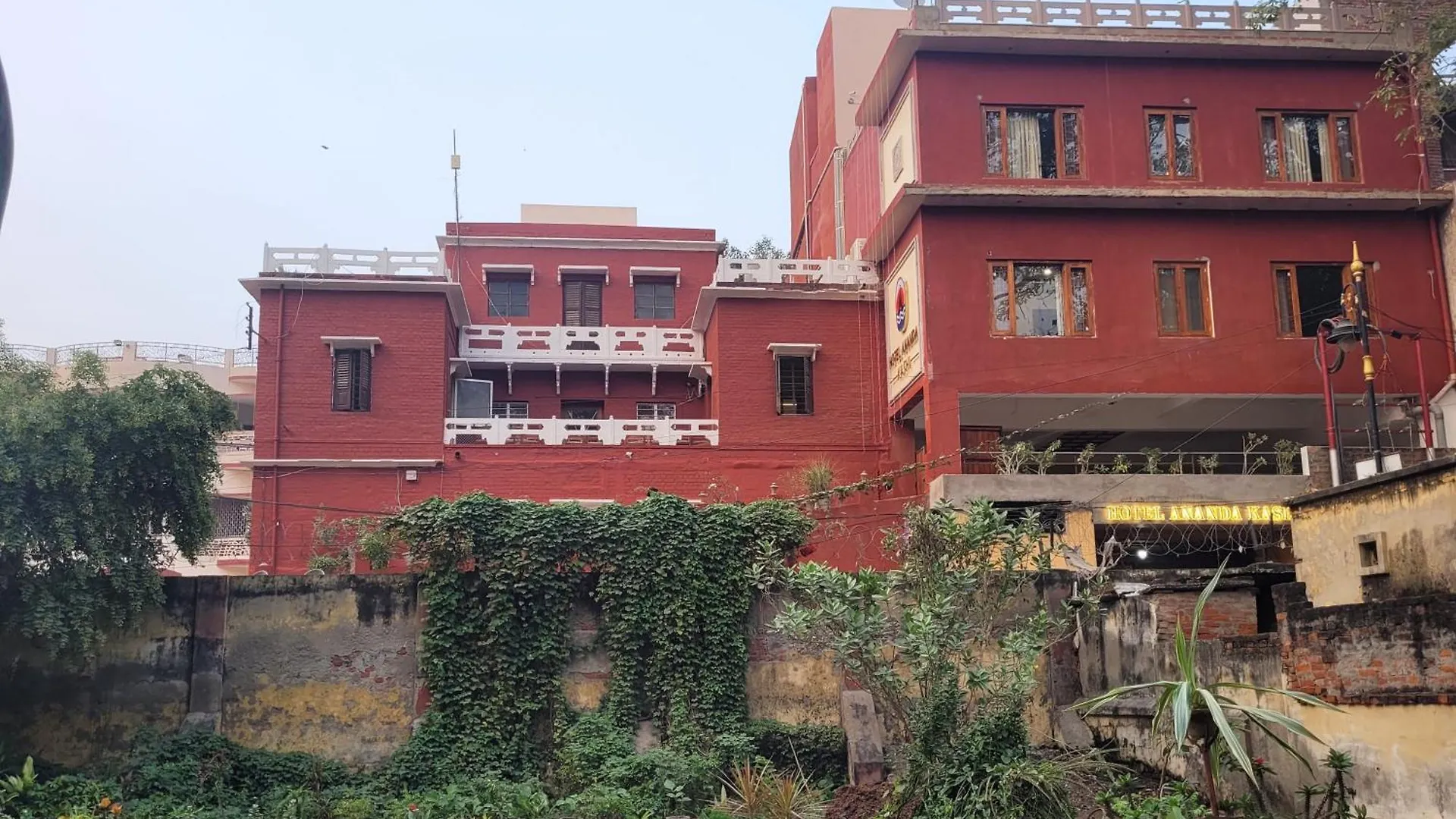 Hotel Ananda Kashi Varanasi